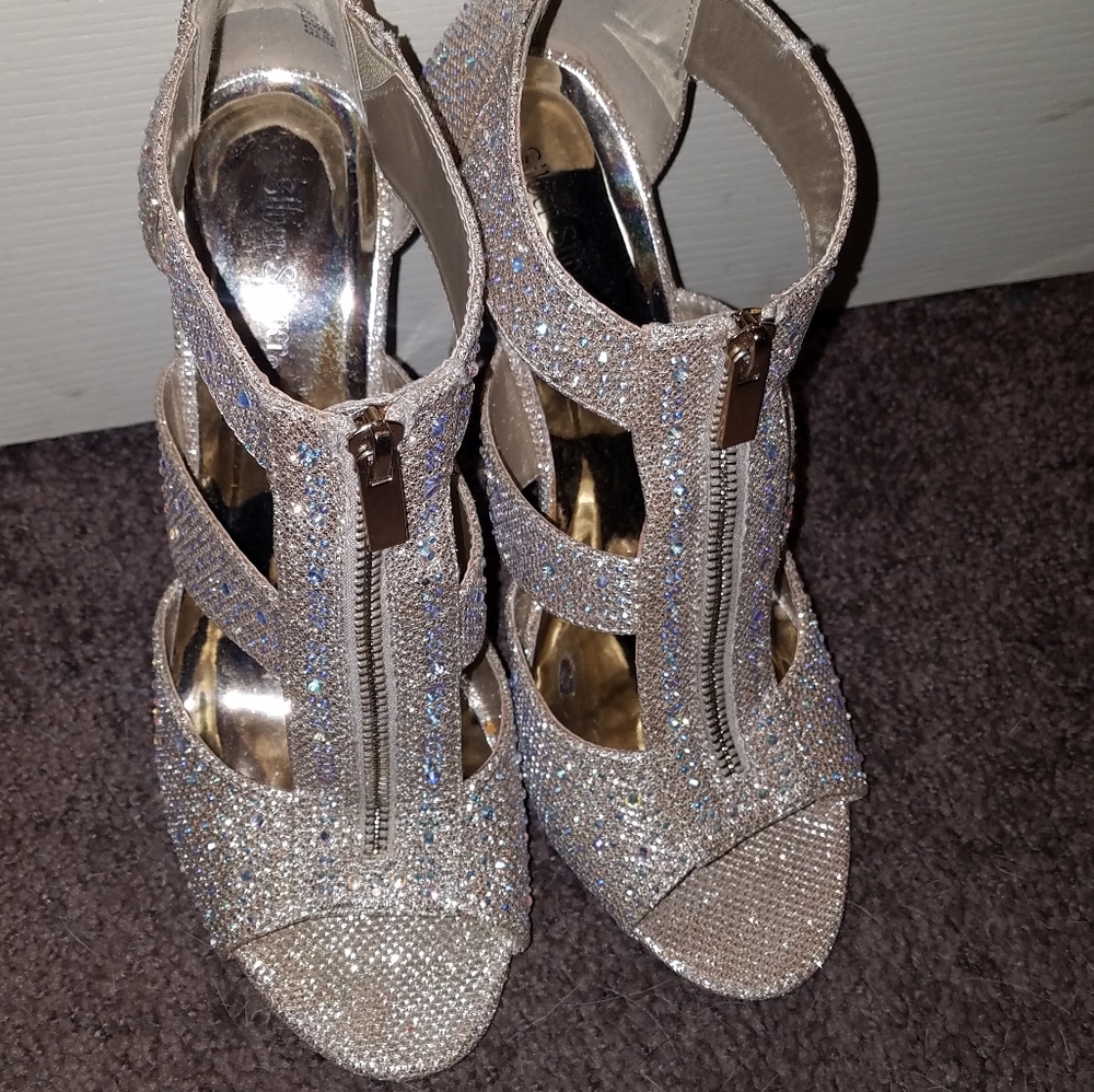 High heel party sandals